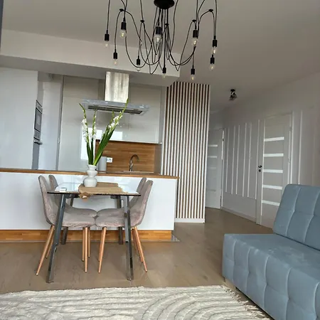 Business And Friendly Self Check In Apartment